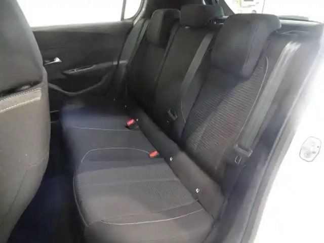 Peugeot 308 1.2 puretech 110ch s&amp;s active pack — photo 12