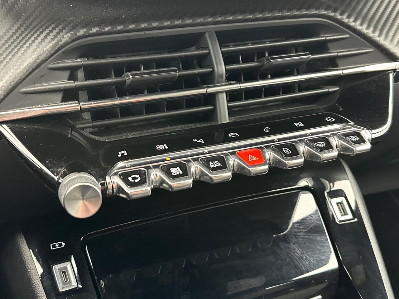 Peugeot 2008 puretech 130 s&s bvm6 gt — photo 27