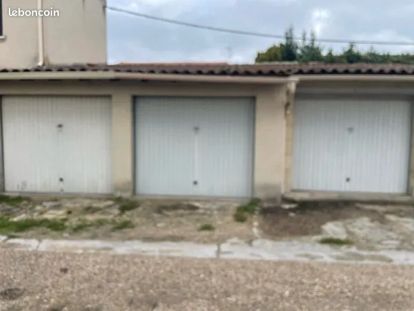 Garage et parking Vente Coutras 14000€