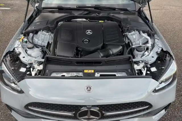 Mercedes Classe C 300 e 9g-tronic e-hybrid eq — photo 92