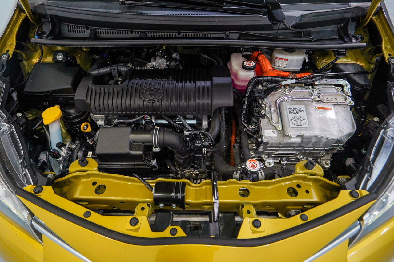 Toyota Yaris 3 — photo 35