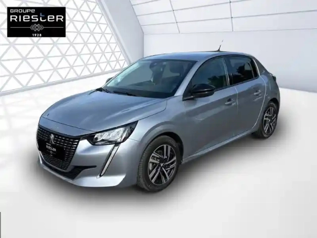 Peugeot 208 puretech 100 s&amp;s eat8 — photo 1