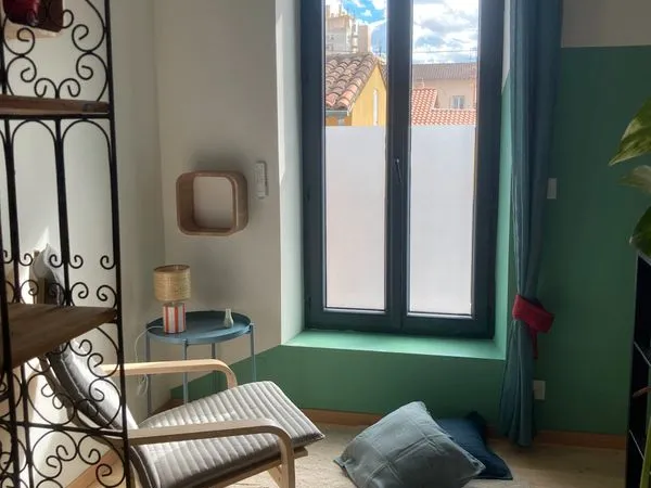 Location studio en duplex entierement rénové et meublé de 20m2 + mezzanine