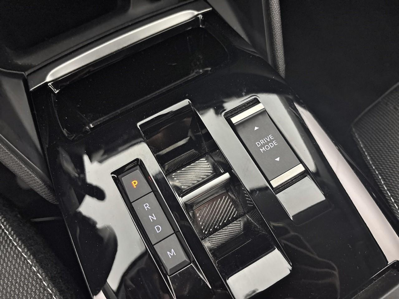 Citroën C4 hybride 136 e-dcs6 plus — photo 31