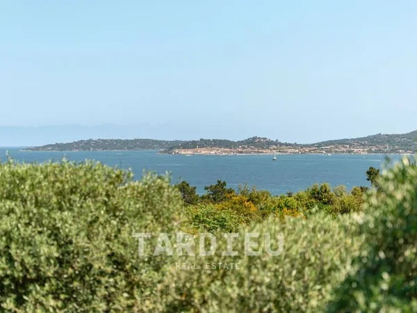 Villa moderne avec vue mer panoramique