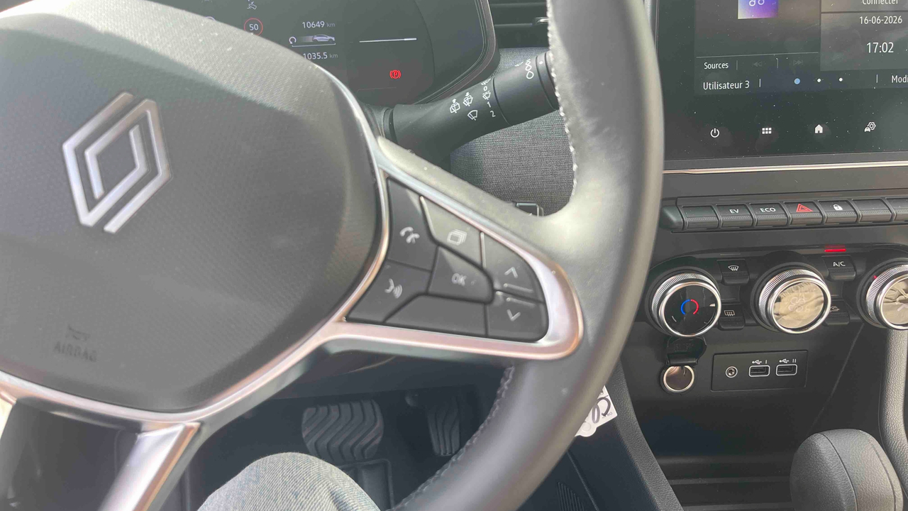 Renault Clio E-Tech full hybrid 145 ch GSR2 — photo 18