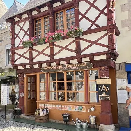 Local 130 m² paimpol