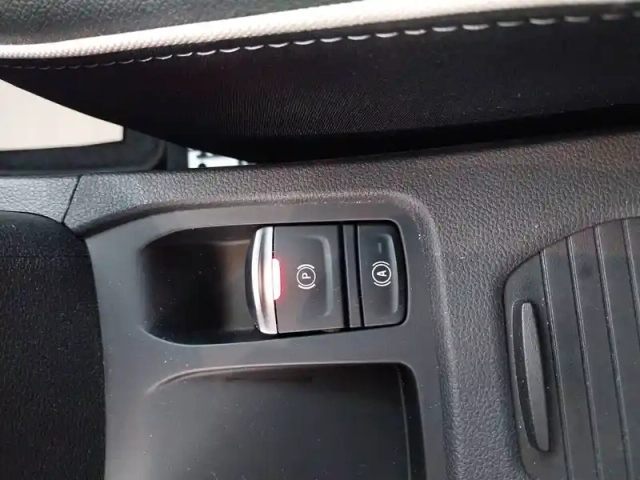 Renault Clio eco-g 100 gsr2 — photo 119