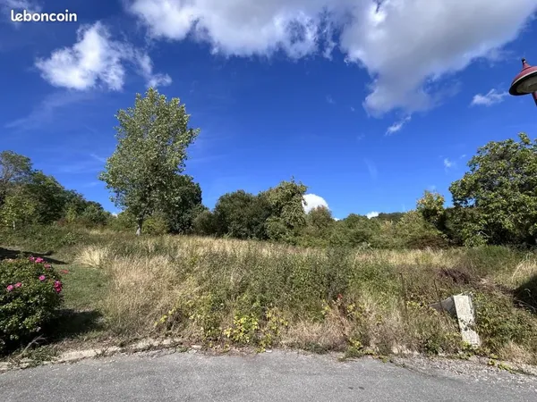 Terrain 1 043 m² Dizy