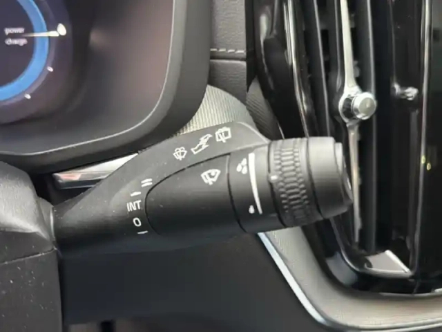 Volvo Xc60 t6 awd hybride rechargeable 253 ch+145 ch geartronic 8 — photo 20