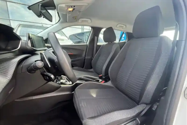 Peugeot 2008 puretech 130 s&amp;s eat8 — photo 14
