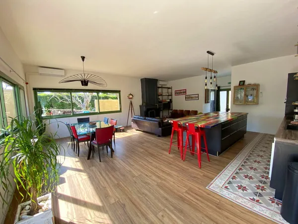 Vends Maison de charme en résidence sécurisée au pied des Alpilles 3 chambres 109m² (13)
