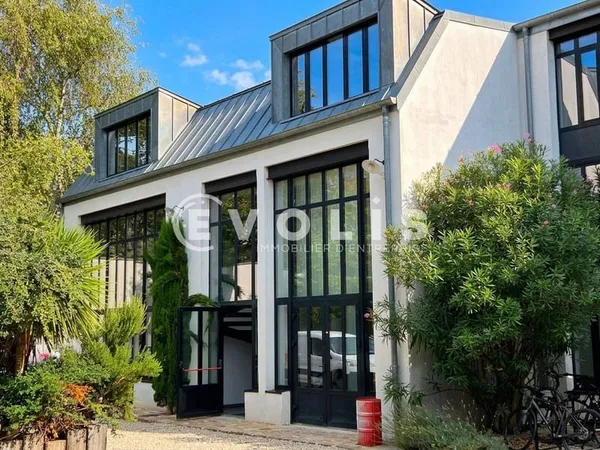 Bureaux 115 m²
