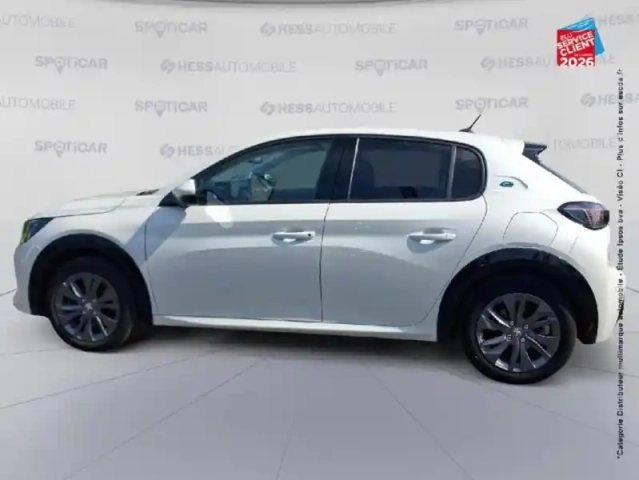 Peugeot 208 e- 136ch allure pack — photo 9