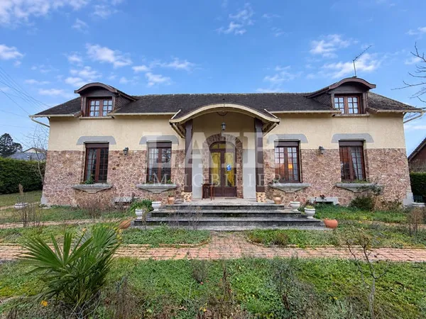 Maison de caractère à vendre à Bagnoles-de-l'Orne - Réf O14392