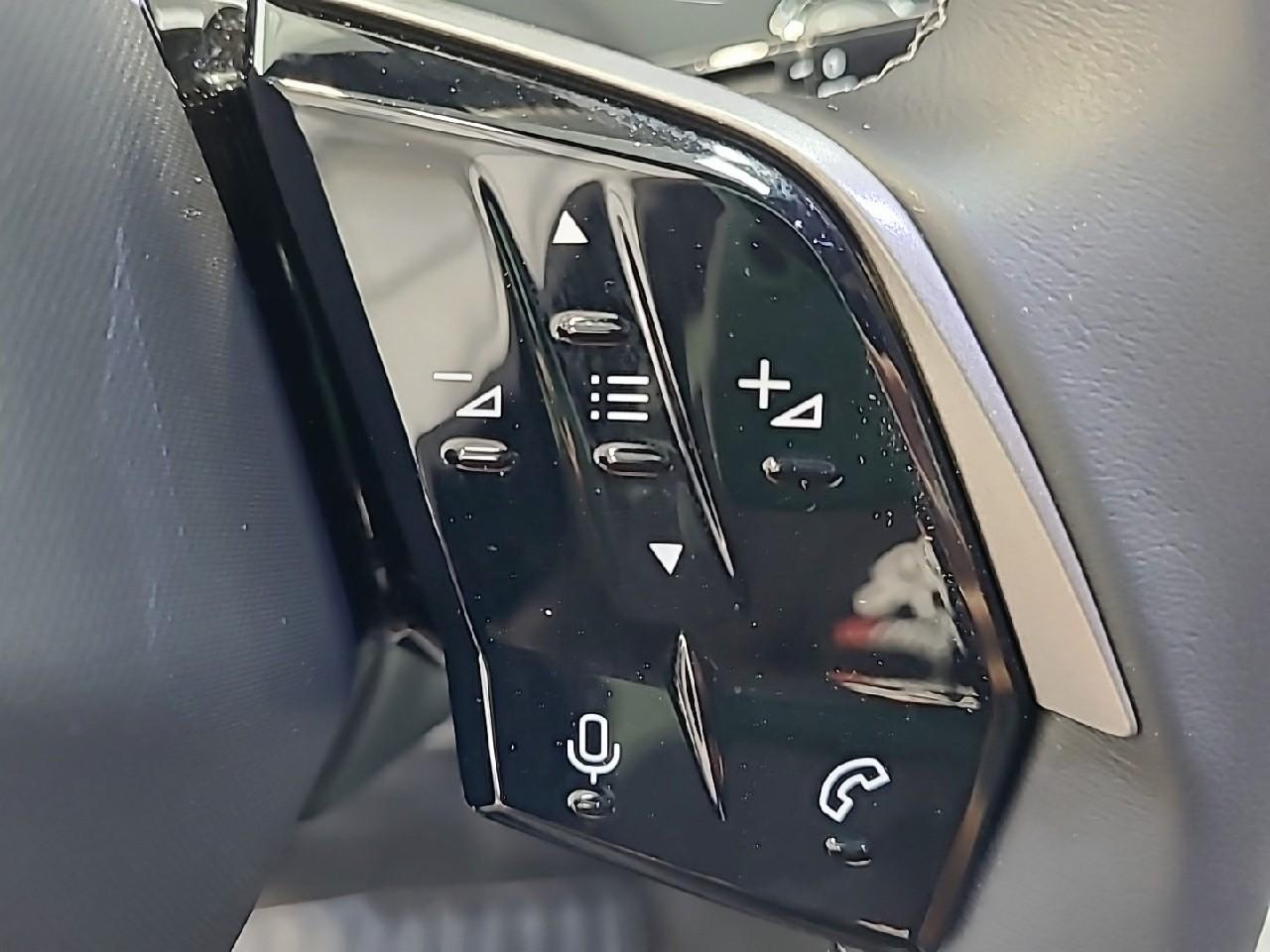 Peugeot 5008 hybrid 145 ch e-dcs6 allure — photo 20