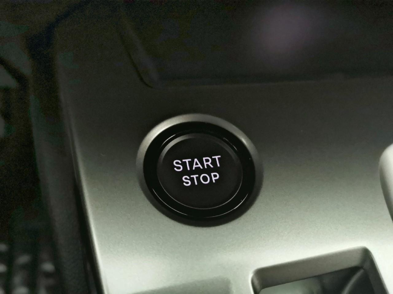Peugeot 308 sw hybrid 145 e-dcs6 style — photo 33