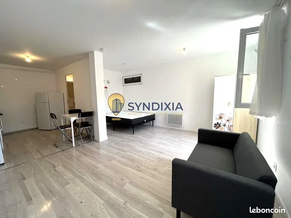 Studio 1 pièce 31 m²