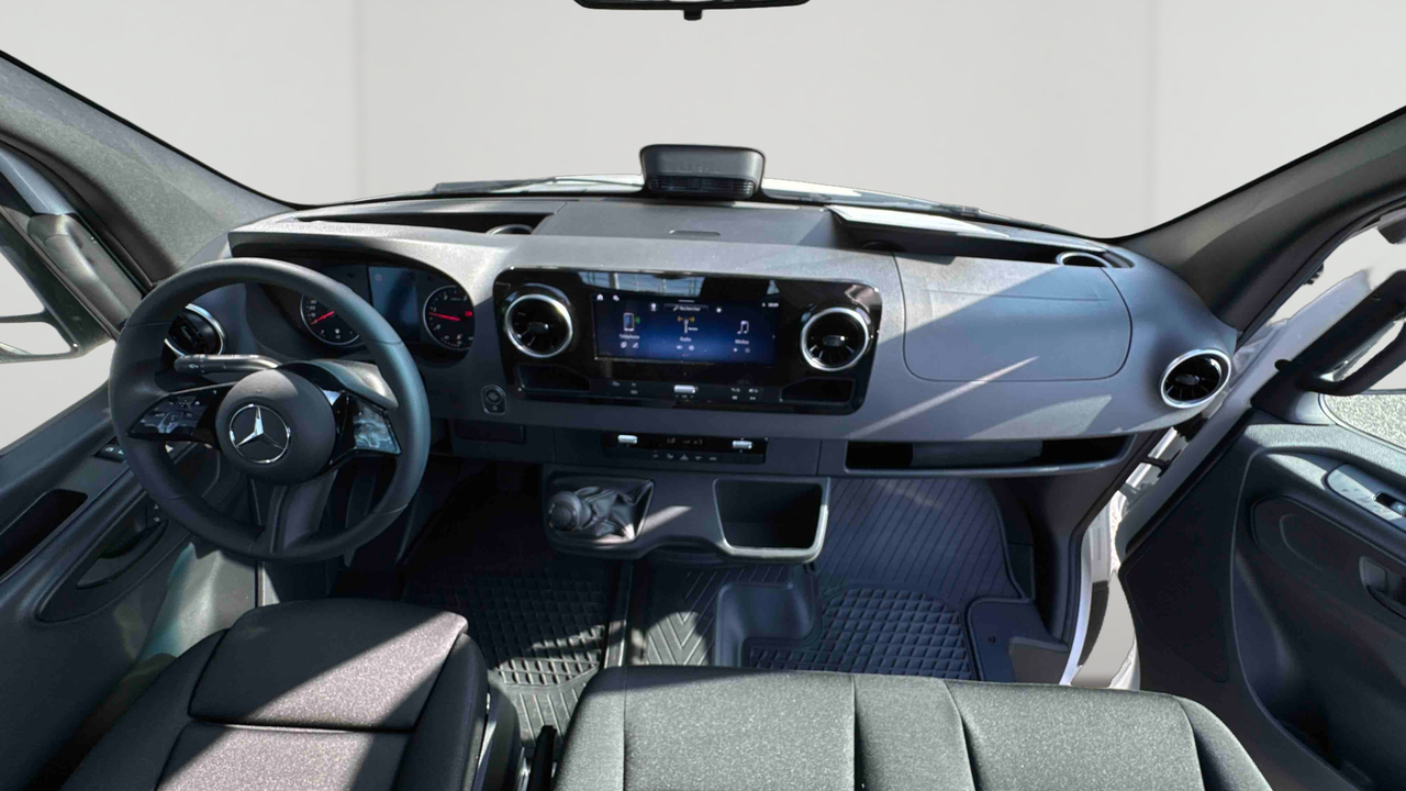 Mercedes SPRINTER CHASSIS CAB 515 CDI 37 3.5T RWD — photo 8