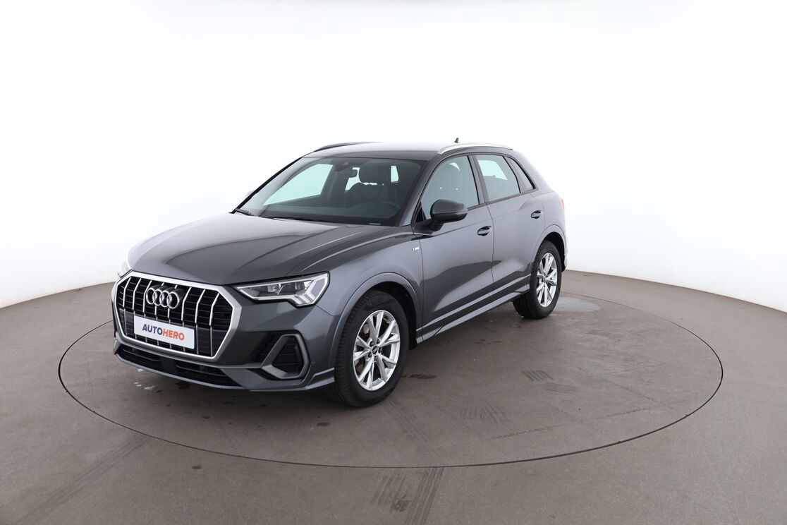 Audi Q3 35 TDI S Line S Tronic 7 — photo 1