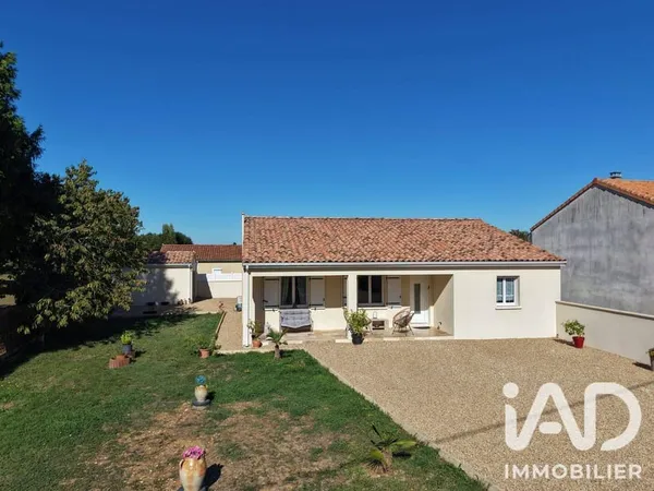 Maison de plain-pied 4 pièces 121 m²