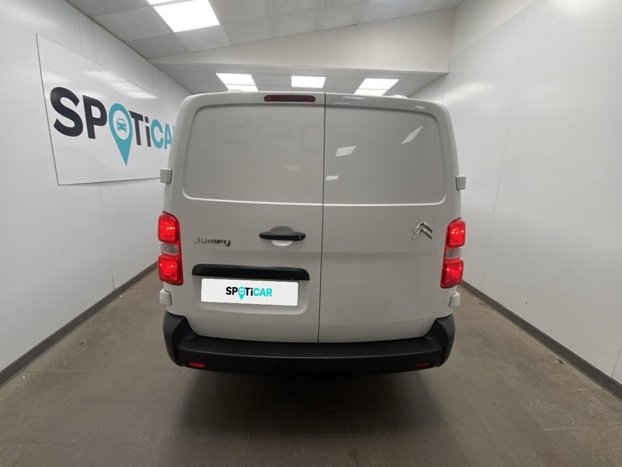 Citroën Jumpy fgn xl bluehdi 145 s&s bvm6 driver — photo 5
