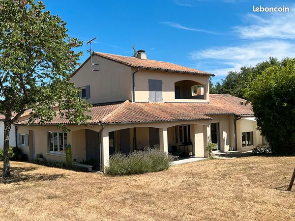 Maison 8 pièces 168 m²
