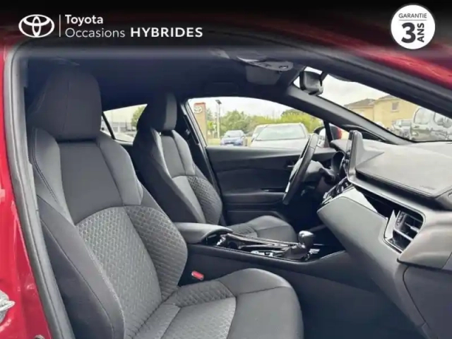Toyota C-Hr 2.0 hybride 184ch design e-cvt — photo 6