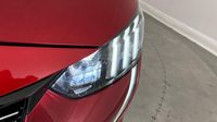 Peugeot 208 1.2 PureTech 100ch S&S GT EAT8 — photo 17