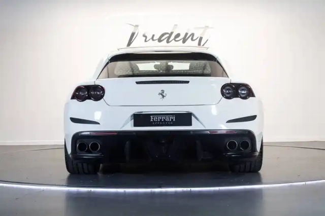 Ferrari Gtc4Lusso gtc4 lusso v12 6.0 690ch — photo 30