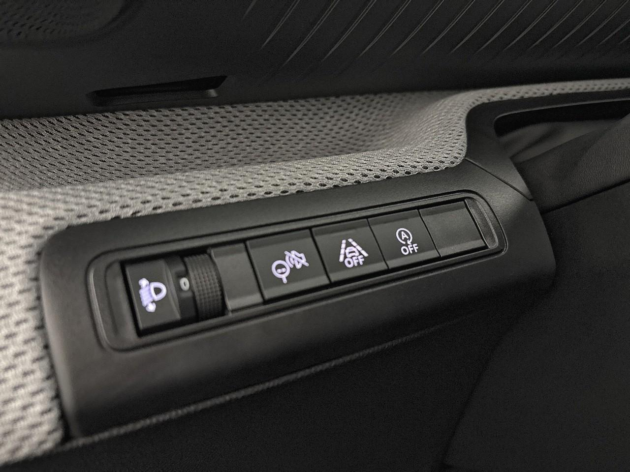 Citroën C3 turbo 100 ch manuelle plus — photo 27