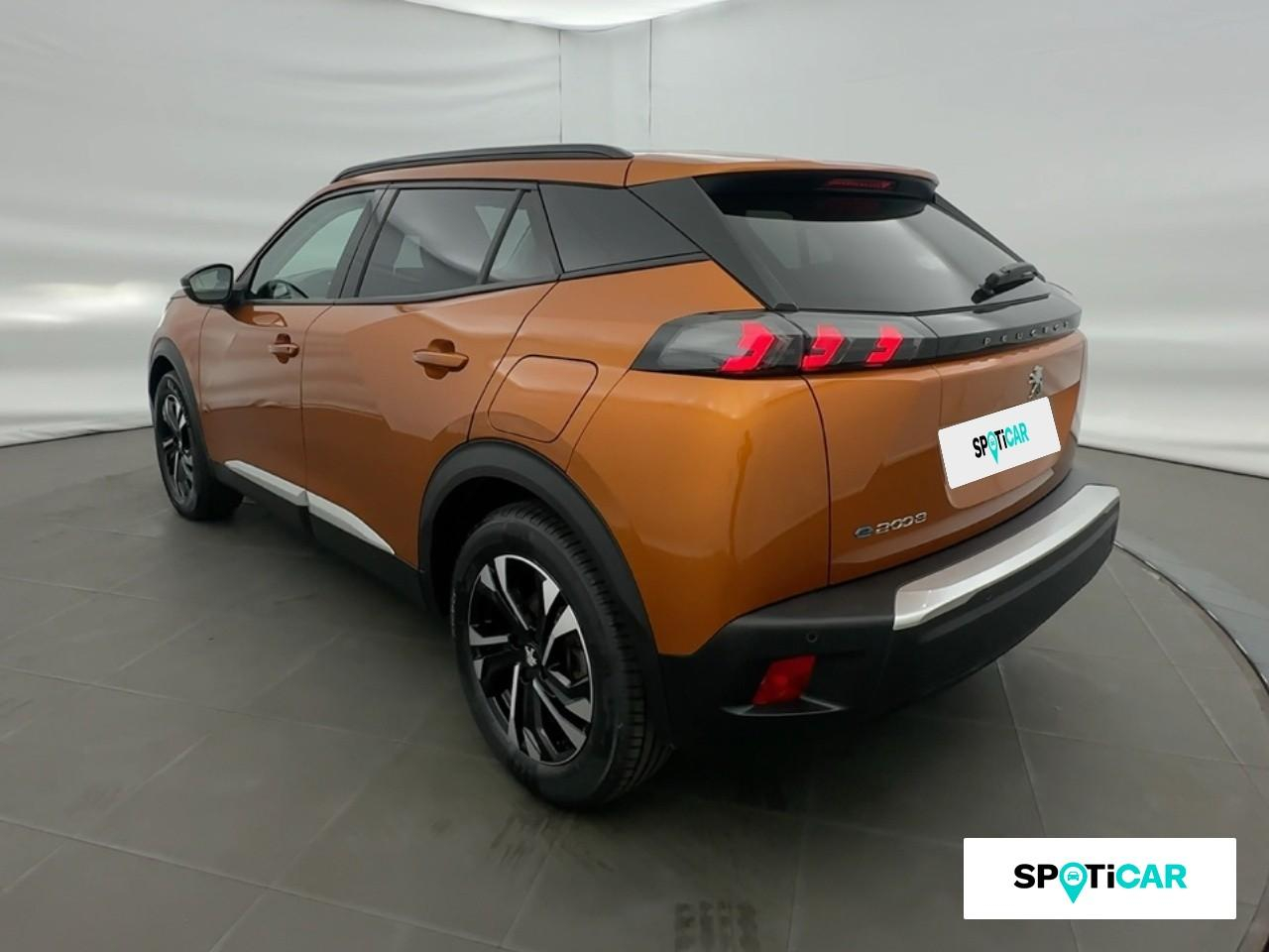 Peugeot 2008 e-2008 136ch allure — photo 7