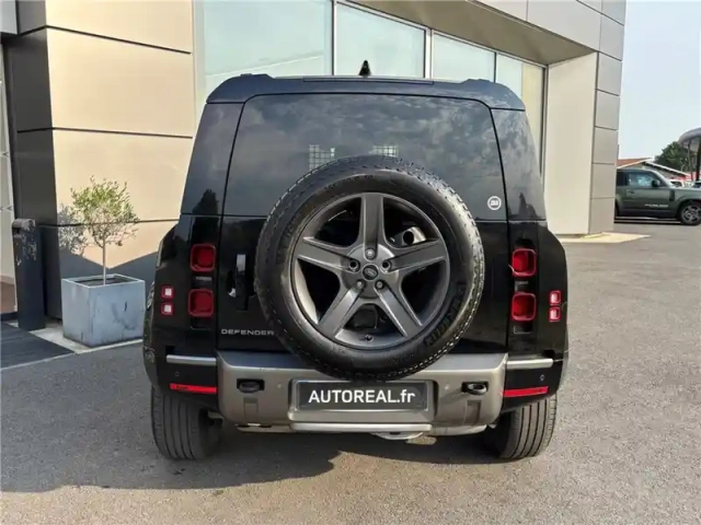 Land Rover Defender 90 d250 mhev bva8 hardtop x-dynamic — photo 10