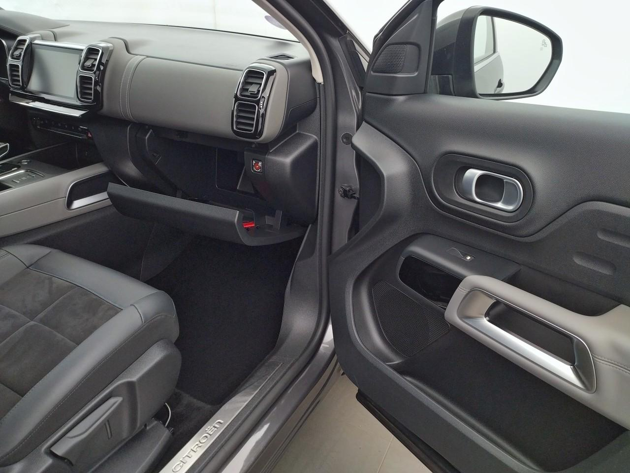 Citroën C5 Aircross hybride rechargeable 225 s&s e-eat8 shine — photo 26
