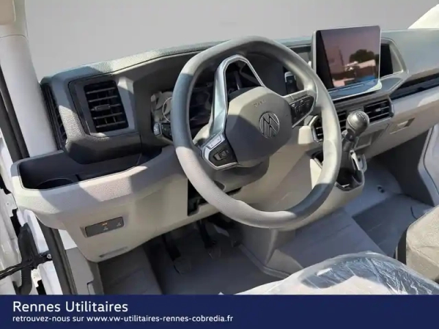 Volkswagen Crafter fg 30 l3h3 2.0 tdi 140ch business traction — photo 10