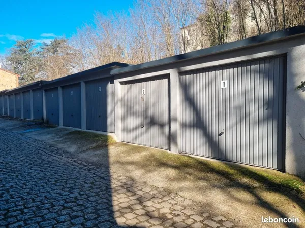 Garage à louer