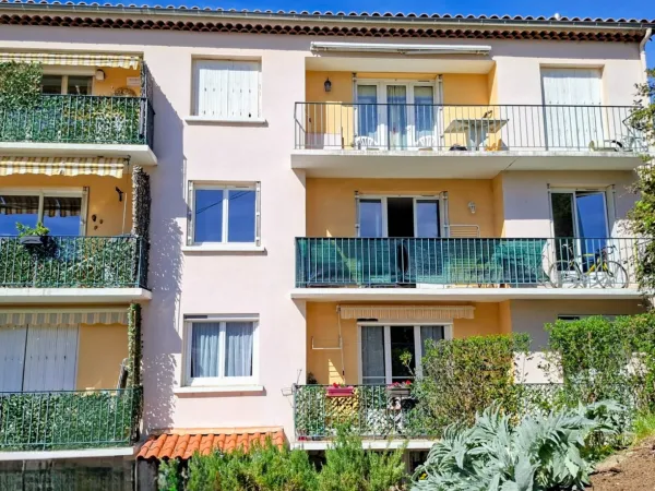 DIGNE-LES-BAINS - APPARTEMENT T3 DE 65,57 M² AVEC BALCON, GARAGE ET CAVE
