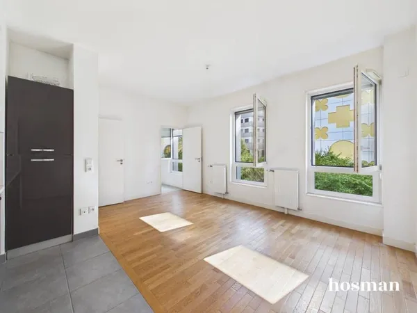 3 pièces en parfait état - 52 m2 + parking - Rue Césaria Évora 75019 Paris