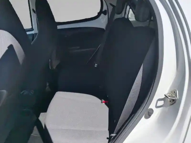 Peugeot 108 vti 72ch bvm5 — photo 27