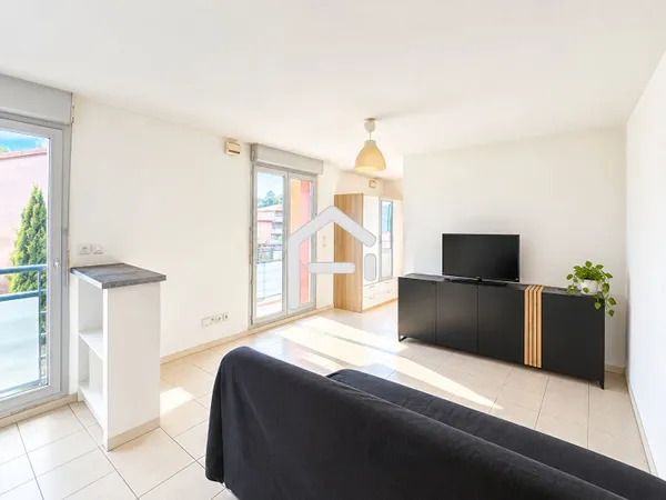 Appartement 2 pièces 41.56 m2 avec terrasse et parking (sous-sol)
