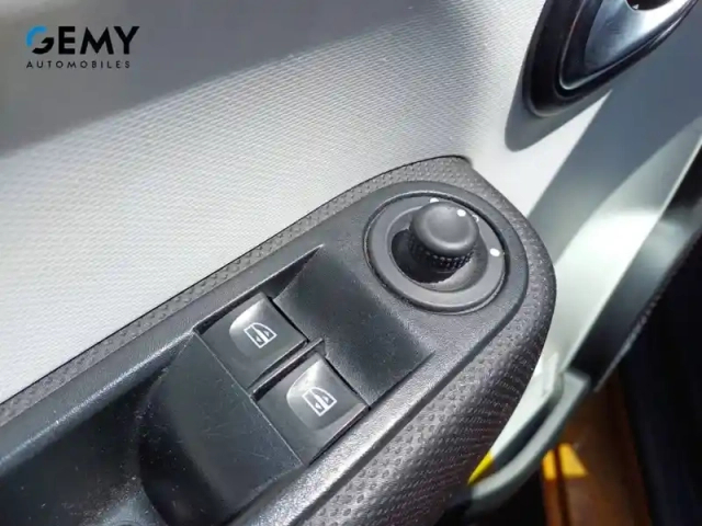 Renault Twingo iii sce 65 — photo 14