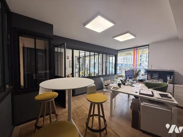 Local d'activités 107 m²