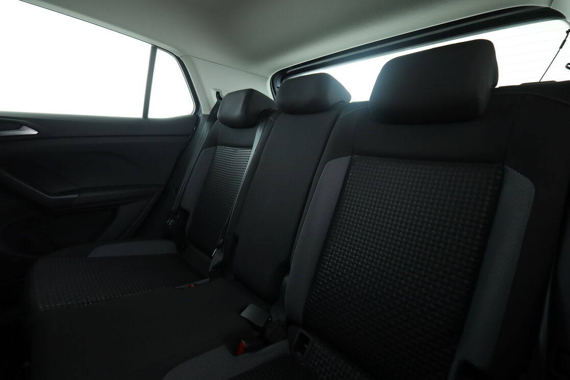 Volkswagen T-Cross 1.0 TSI Active DSG — photo 13