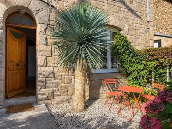 Maison 7 pièces 161 m²