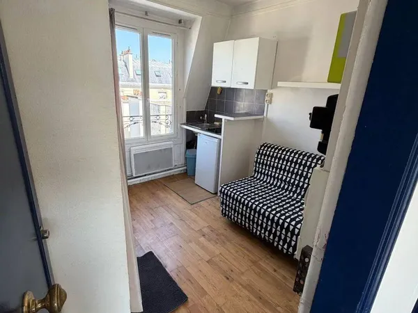 Appartement 1 pièce 9 m²
