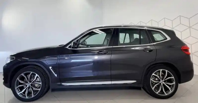 Bmw X3 xdrive 30e 292ch bva8 — photo 2