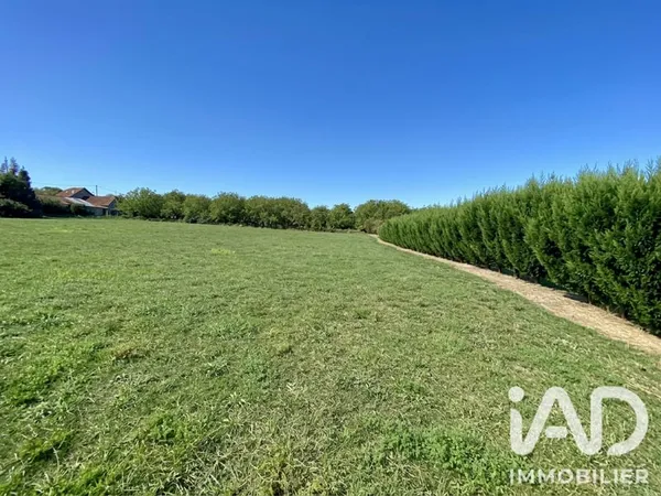 Terrain 3092 m²