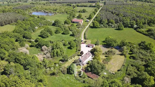 Propriété 10 pièces 150 m²