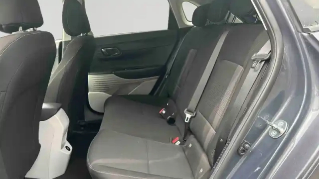 Hyundai I20 1.0 t-gdi 100 dct-7 hybrid 48v — photo 12