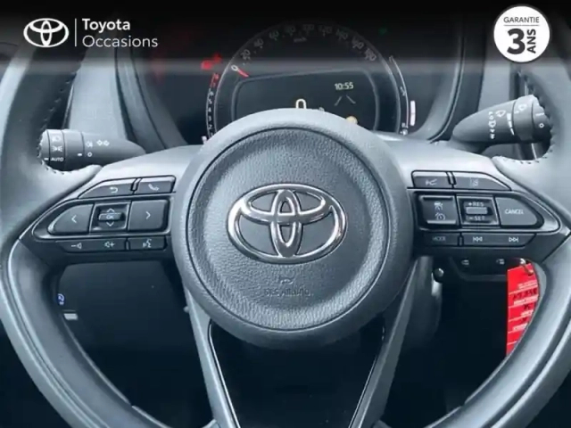 Toyota Aygo x 1.0 vvt-i 72ch dynamic — photo 12